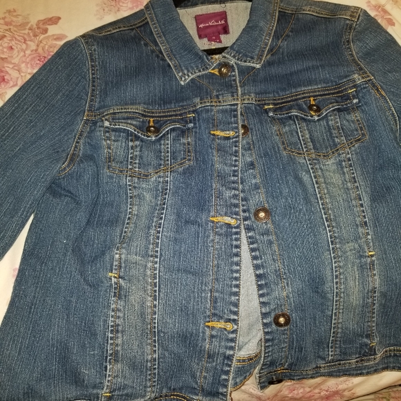 Denim jacket - Picture 1 of 5